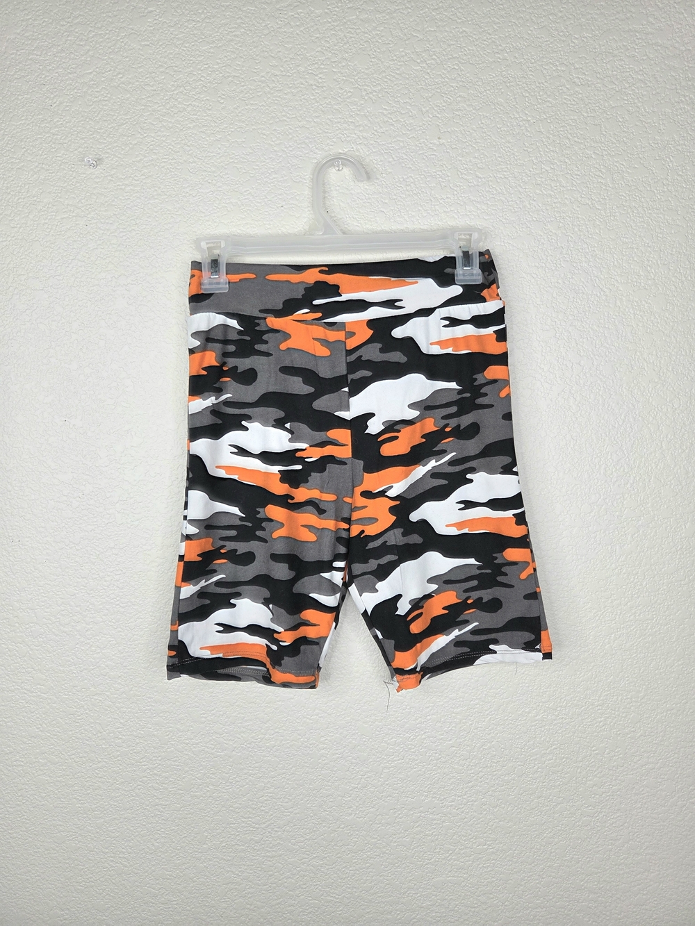 Rue 21 Orange Black White Gray Camo Biker Shorts M High Rise Stretch